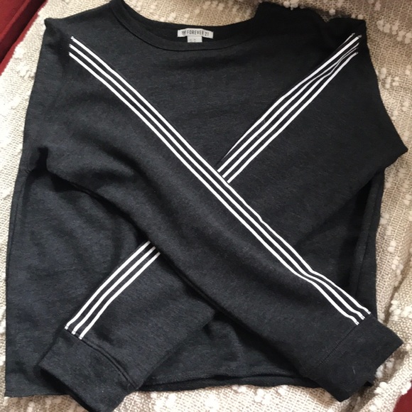 Forever 21 Black Crop Top - Picture 6 of 6